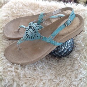 UGG TURQUOISE SUNDIAL SANDALS~